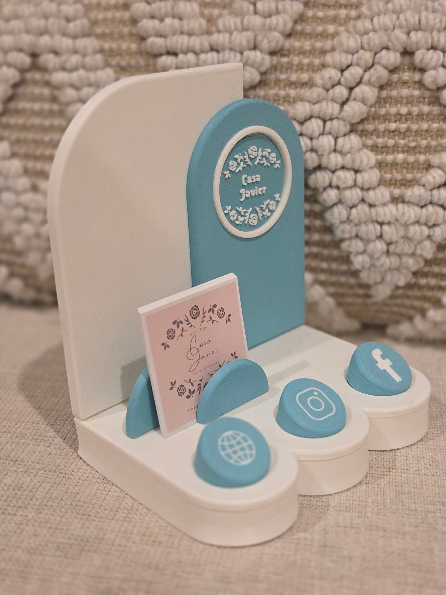 Custom NFC Social Media Stand